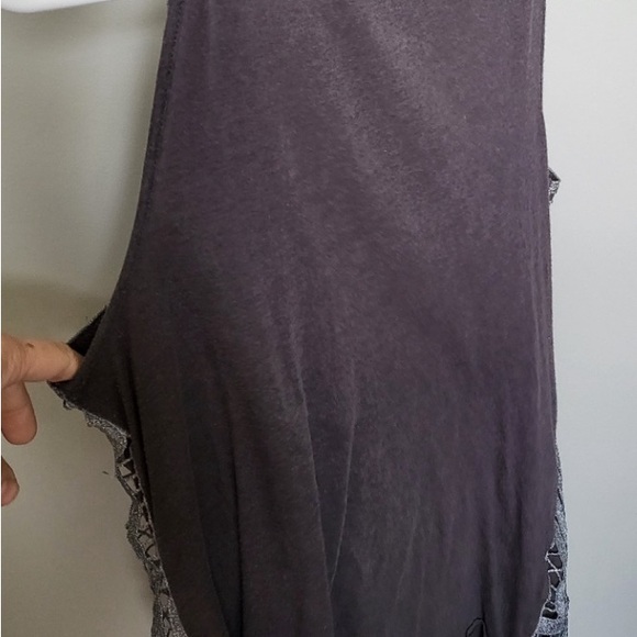 Gray/silver lace lined tank. Solid gray back. In new condition. - Picture 3 of 4